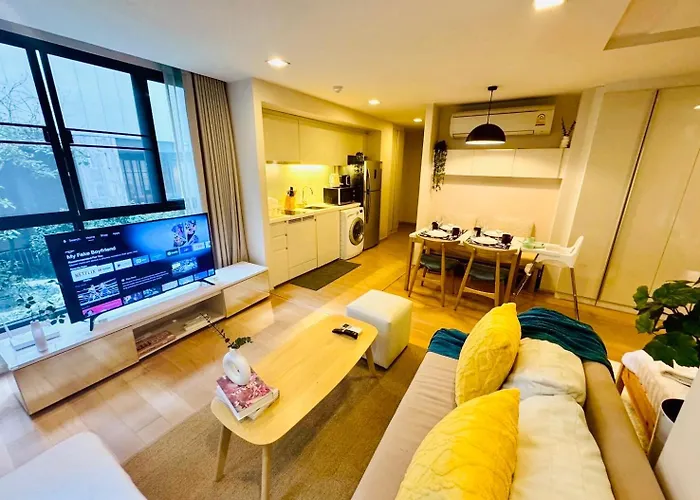 Cozy Spacious 1br 2bed Gardenview 500m Bts Thonglo, Samitivej, Skv49, Rooftop Pool, Fast 500mbps Wifi Bangkok