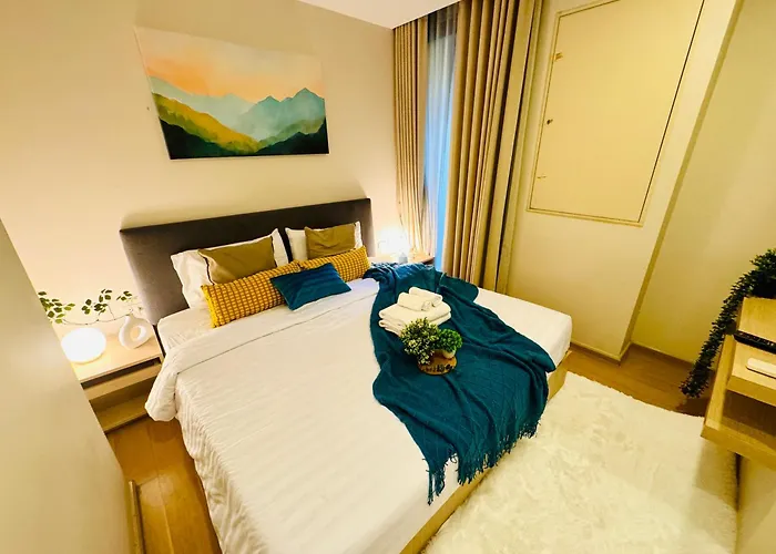Apartment Cozy Spacious 1br 2bed Gardenview 500m Bts Thonglo, Samitivej, Skv49, Rooftop Pool, Fast 500mbps Wifi Bangkok