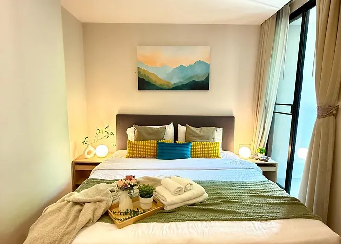 Cozy Spacious 1br 2bed Gardenview 500m Bts Thonglo, Samitivej, Skv49, Rooftop Pool, Fast 500mbps Wifi