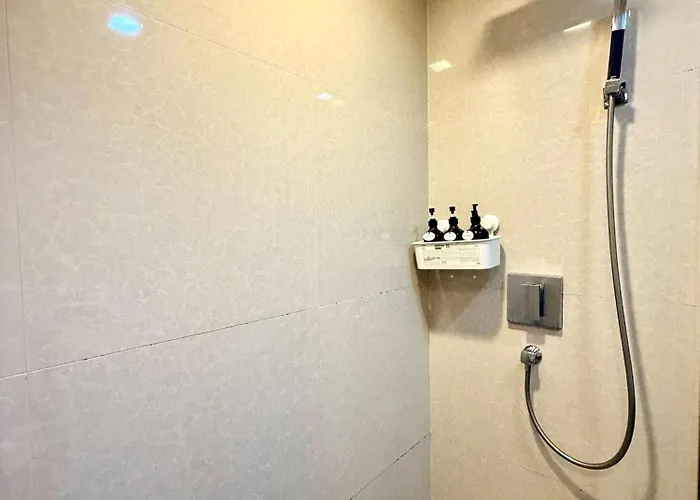 Cozy Spacious 1br 2bed Gardenview 500m Bts Thonglo, Samitivej, Skv49, Rooftop Pool, Fast 500mbps Wifi * Bangkok