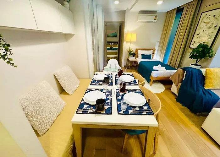 Apartment Cozy Spacious 1br 2bed Gardenview 500m Bts Thonglo, Samitivej, Skv49, Rooftop Pool, Fast 500mbps Wifi *